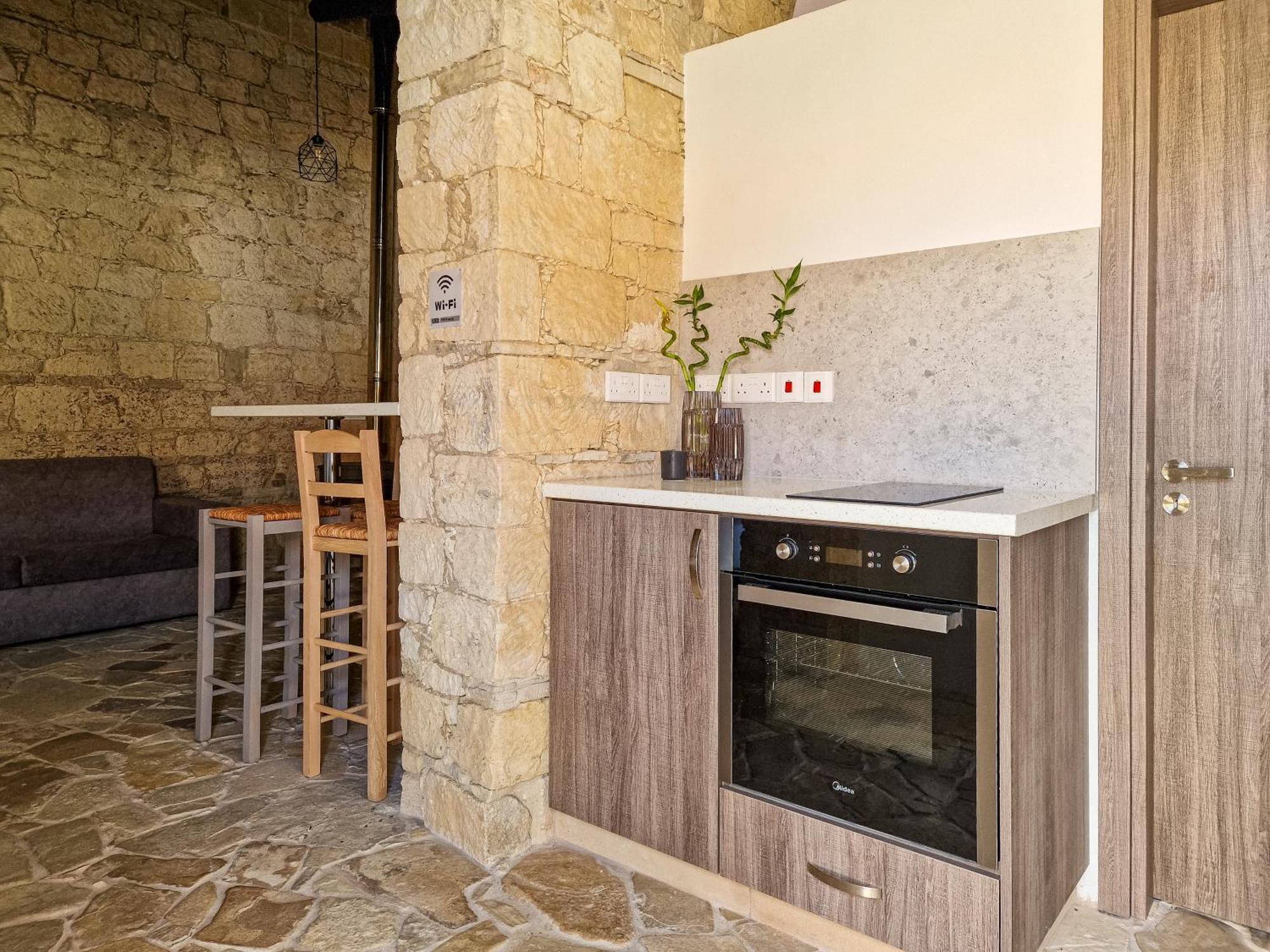 Apartament Andre Marie Stonewood Retreat Limassol Zewnętrze zdjęcie