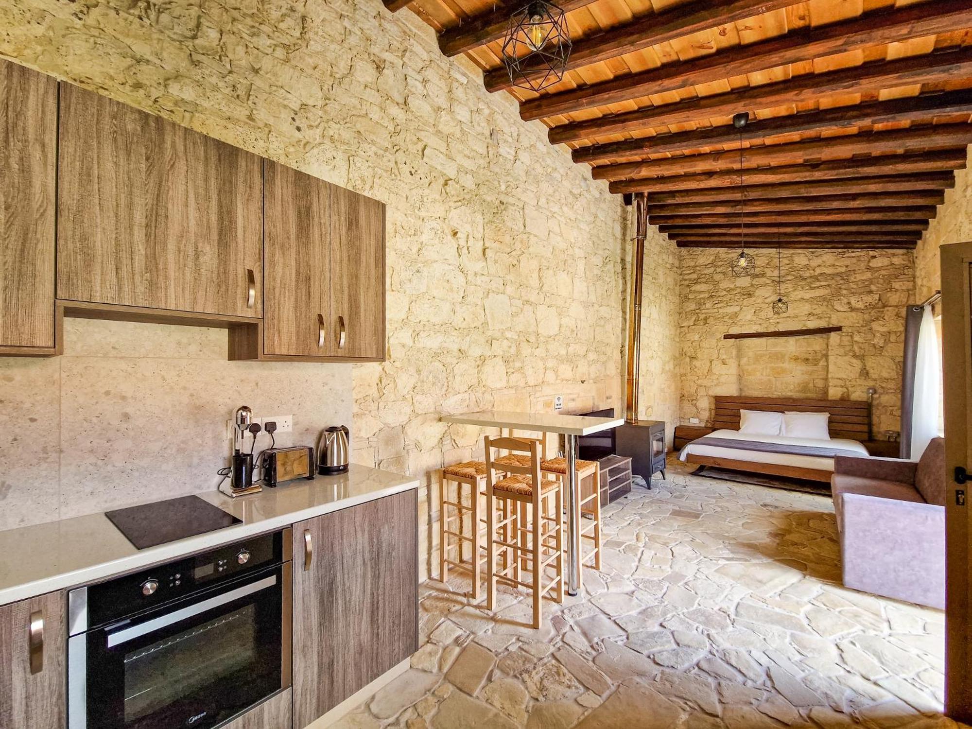 Apartament Andre Marie Stonewood Retreat Limassol Zewnętrze zdjęcie