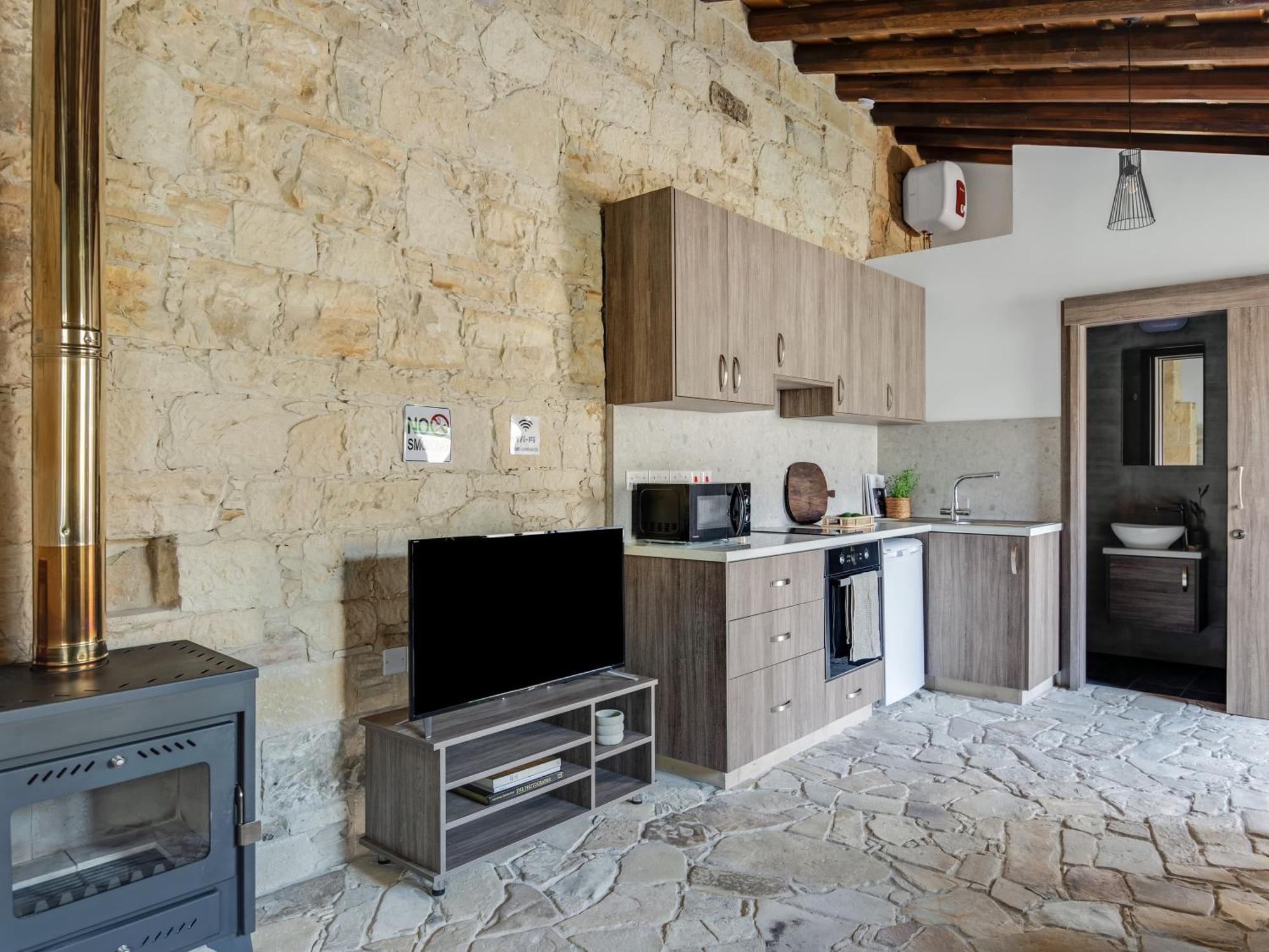 Apartament Andre Marie Stonewood Retreat Limassol Zewnętrze zdjęcie